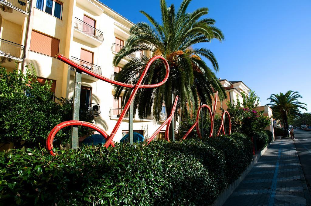 Hotel Lido Pietra Ligure Exterior photo